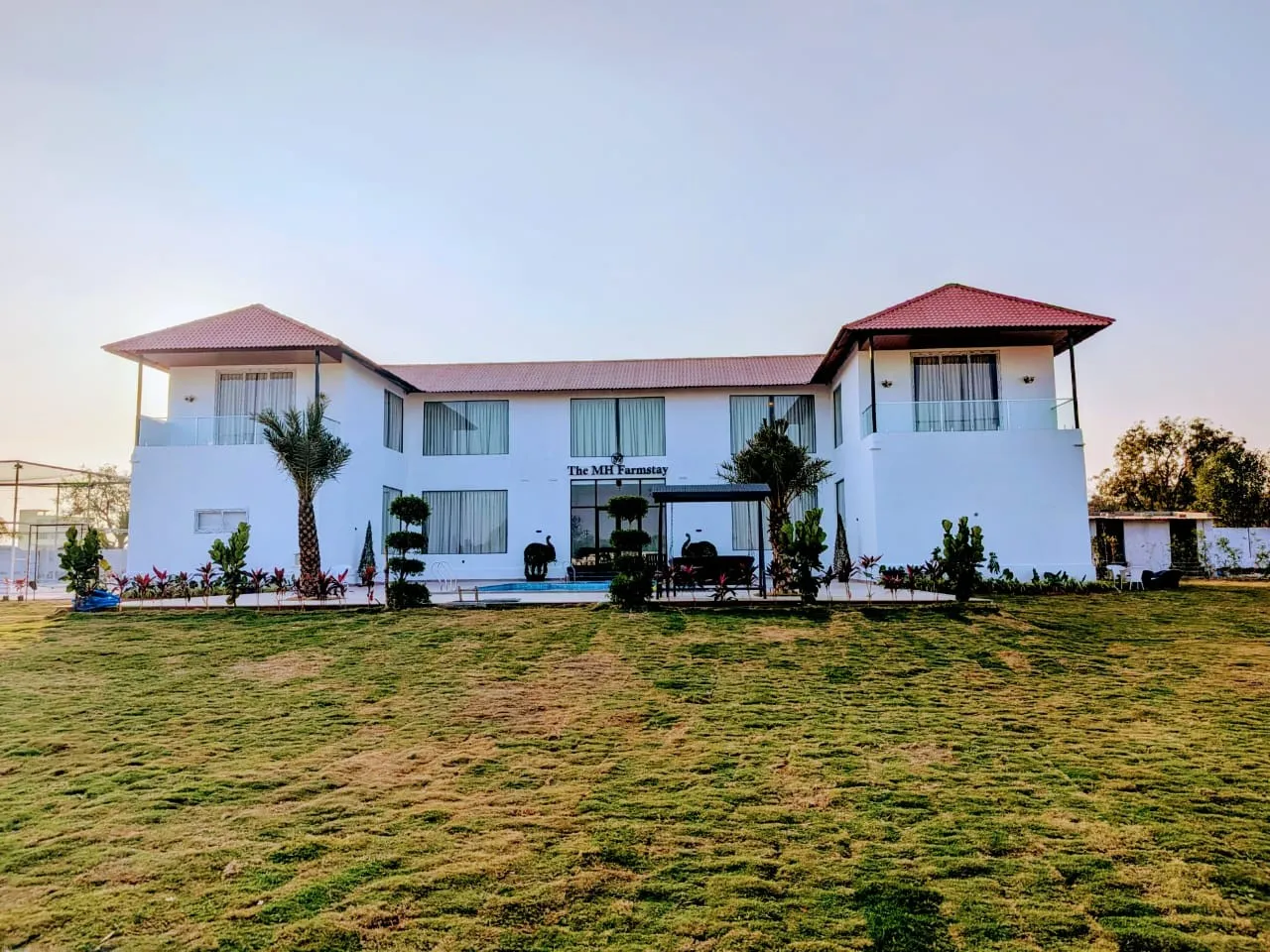 The farmhouse at H S farmhouse, Aziz Nagar, Moinabad