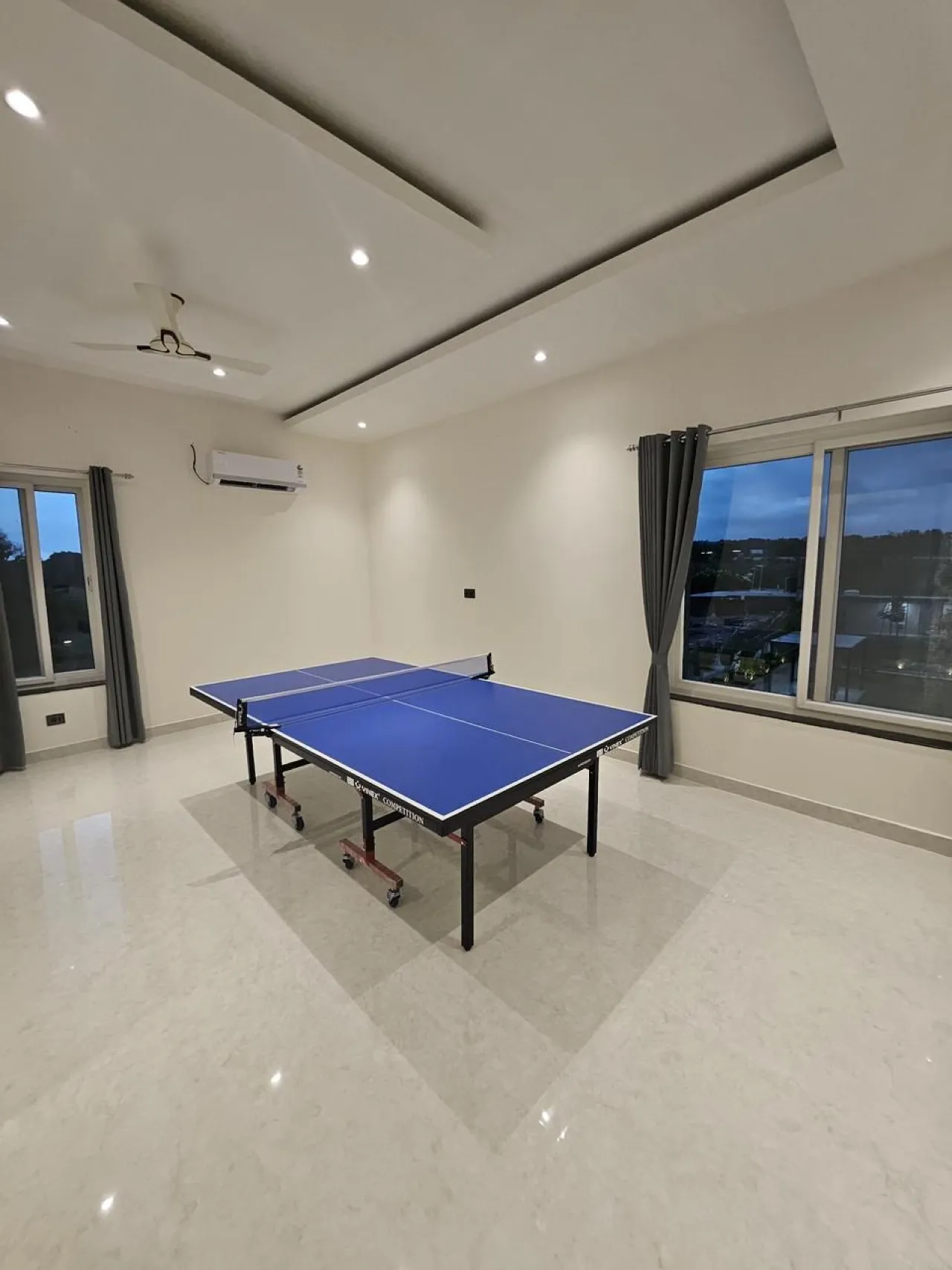 Indoor games area at Sunrises farm stay with Boxcricket, Moinabad