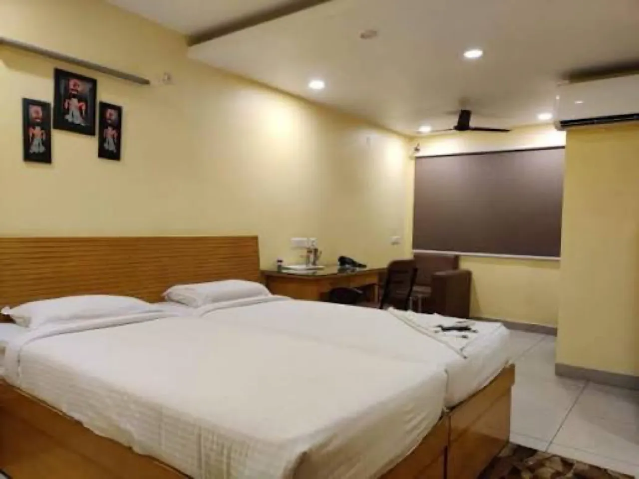premier room