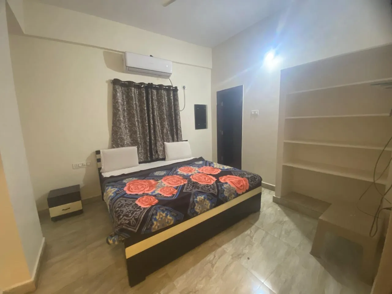 Duluxe AC Room