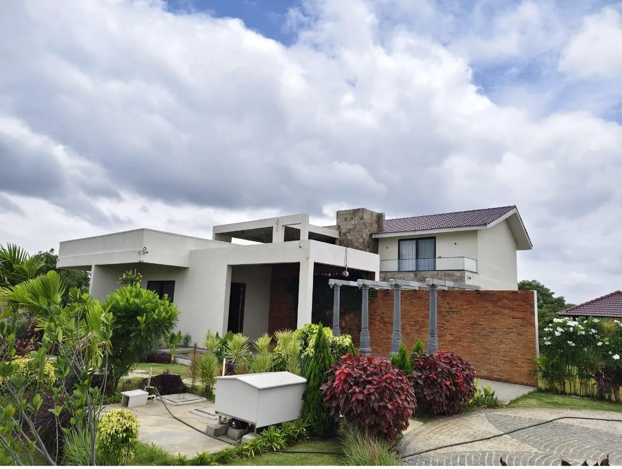The farmhouse at The Nature's Elegance, Peddamangalaram, Moinabad