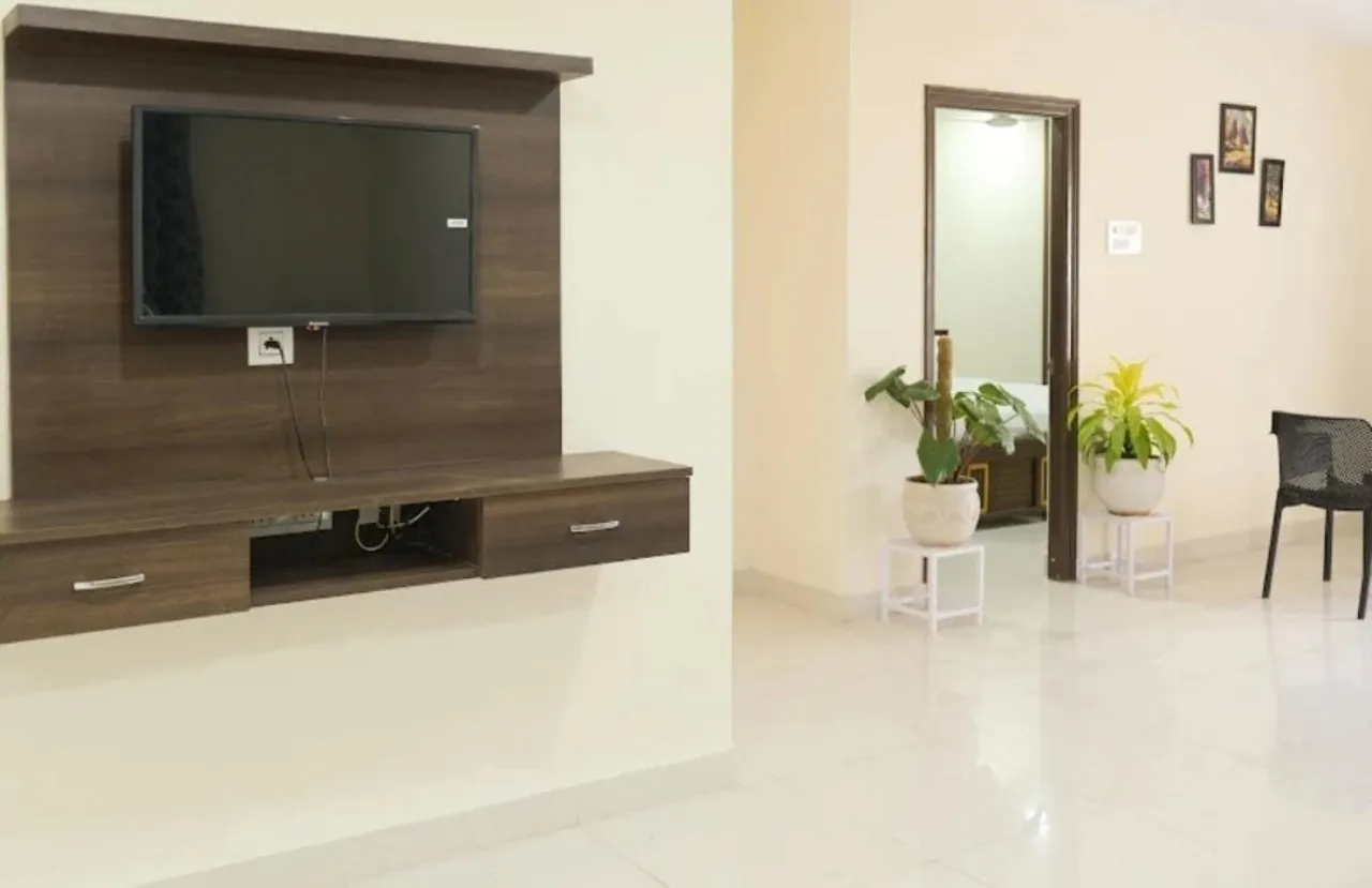 Queen Room