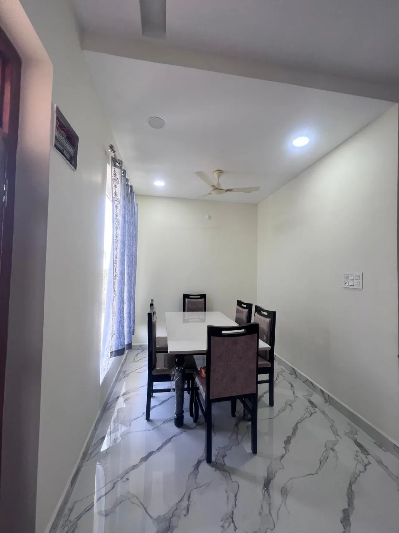 Dining area at HY FARMSTAY, Moinabad