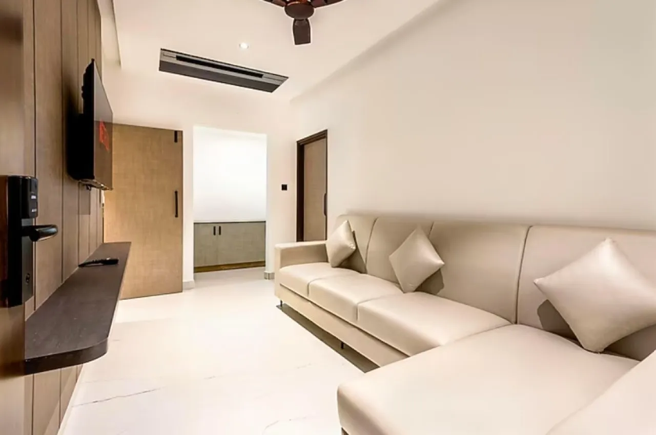 Executive Suit Rooms