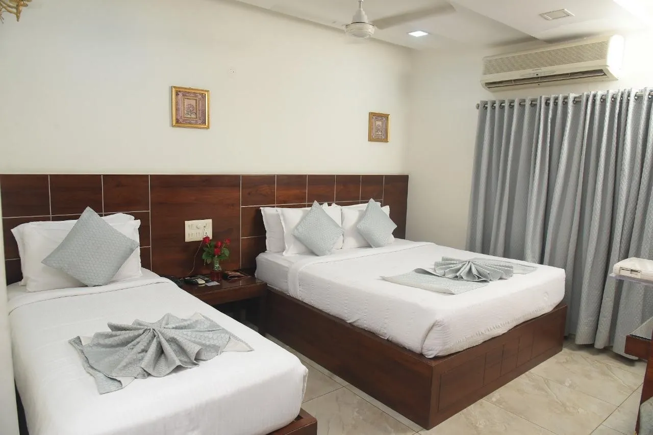 PREMIUM ROOM