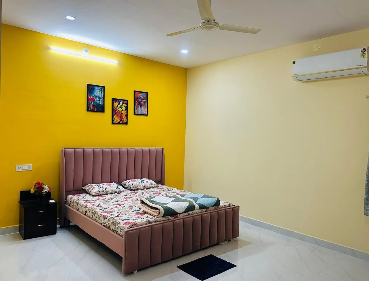 Bedroom at R A S Farmhouse, Moinabad