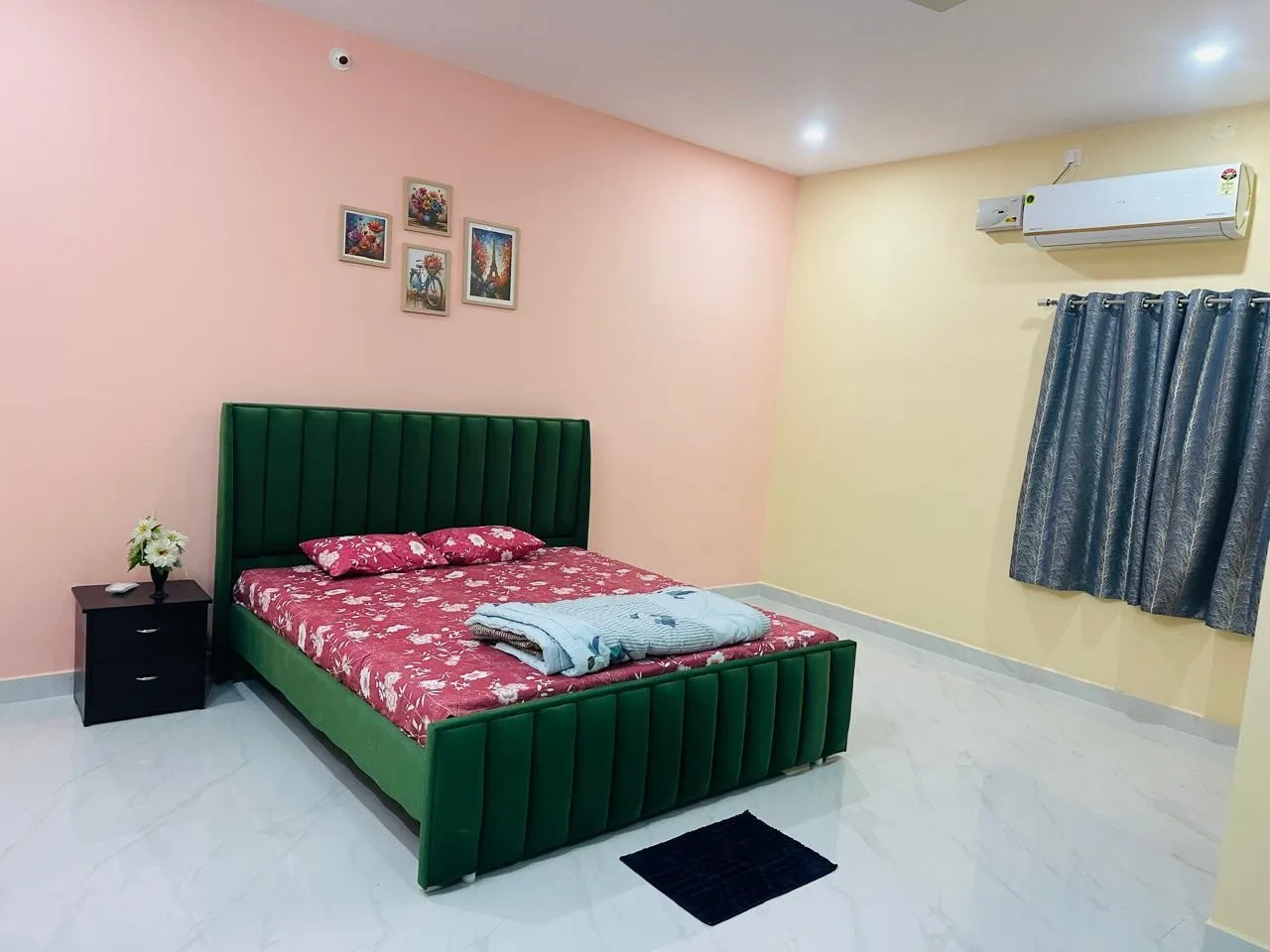 Bedroom at R A S Farmhouse, Moinabad
